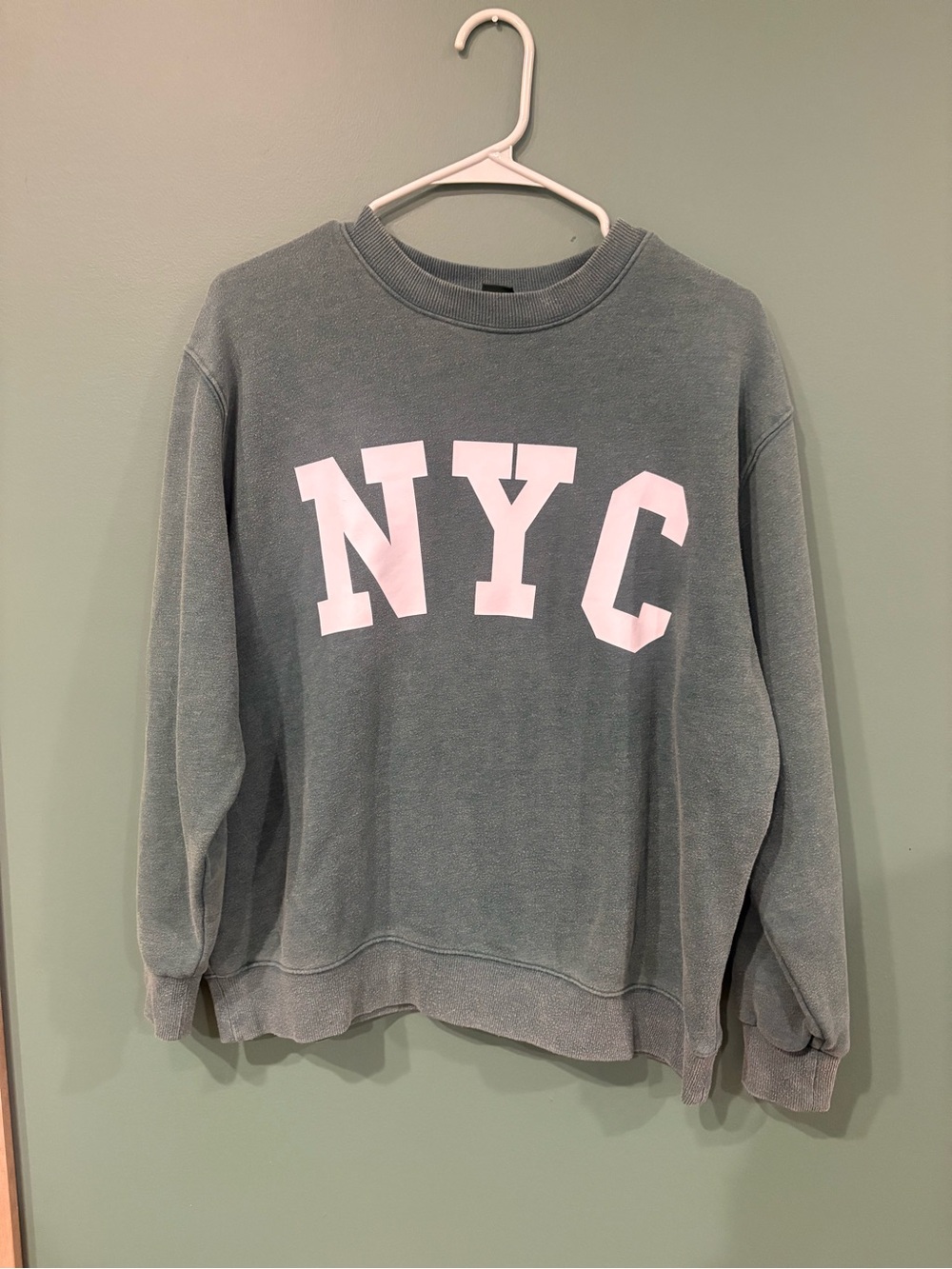 wild fable Green NYC Crewneck Sweatshirt